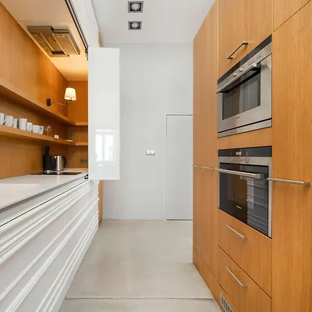 Unique And Bright Library Near Old Town In By Renters * Wrocław